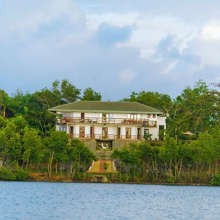 Hikka Hide Villa Hikkaduwa Bagian luar foto