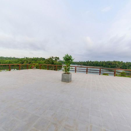 Hikka Hide Villa Hikkaduwa Bagian luar foto