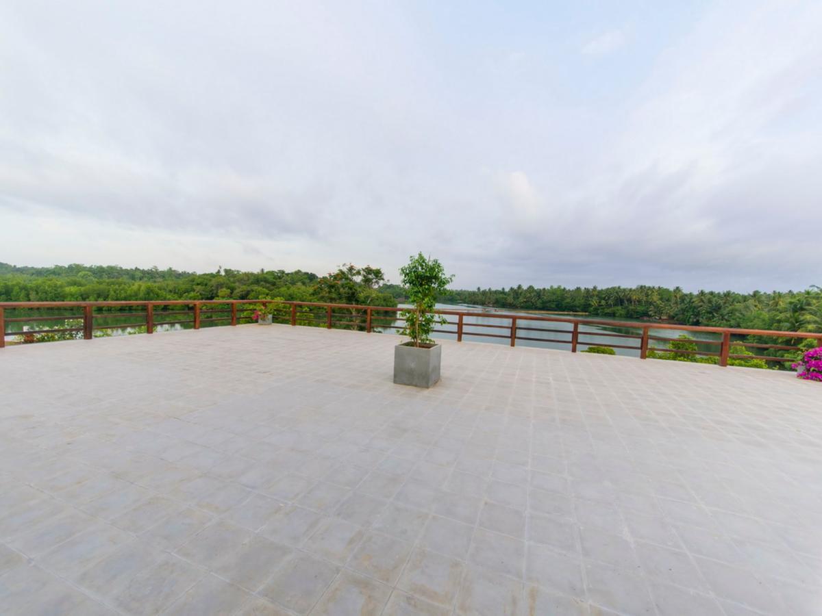 Hikka Hide Villa Hikkaduwa Bagian luar foto